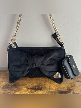 Y2K Black Bow Velvet Shoulder Bag with Gold Chain and Charm